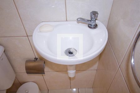 Casa à venda com 301m², 5 quartos e 5 vagasBanheiro 2