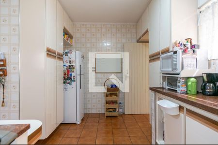 Casa à venda com 230m², 3 quartos e 4 vagas Casa à venda com 230m², 3 quartos e 4 vagasCozinha