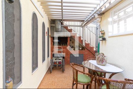 Casa à venda com 230m², 3 quartos e 4 vagas Casa à venda com 230m², 3 quartos e 4 vagasChurrasqueira