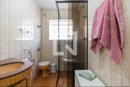 Casa à venda com 230m², 3 quartos e 4 vagas Casa à venda com 230m², 3 quartos e 4 vagasBanheiro da Suíte