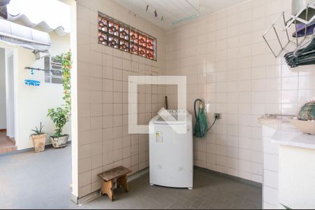 Casa à venda com 230m², 3 quartos e 4 vagas Casa à venda com 230m², 3 quartos e 4 vagasÁrea de Serviço