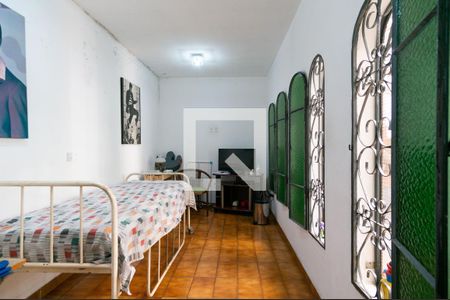 Casa à venda com 230m², 3 quartos e 4 vagas Casa à venda com 230m², 3 quartos e 4 vagasSala de TV
