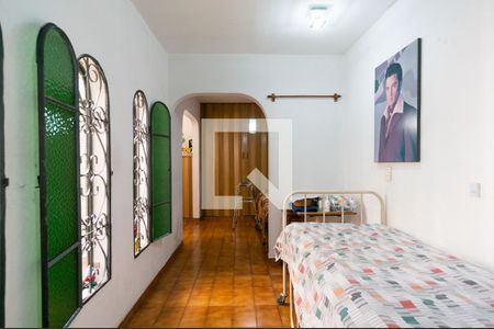 Casa à venda com 230m², 3 quartos e 4 vagas Casa à venda com 230m², 3 quartos e 4 vagasSala de TV