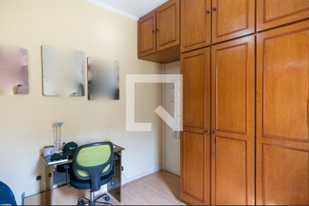Casa à venda com 230m², 3 quartos e 4 vagas Casa à venda com 230m², 3 quartos e 4 vagasQuarto 2