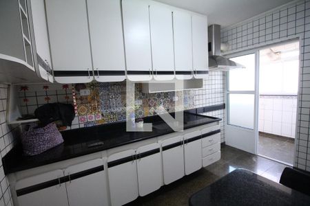 Apartamento à venda com 117m², 3 quartos e 2 vagasCozinha