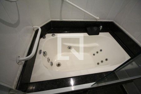 Apartamento à venda com 117m², 3 quartos e 2 vagasBanheiro Social