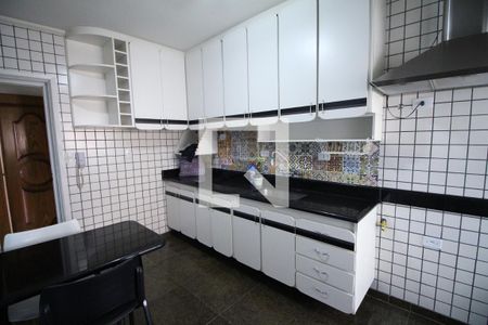 Apartamento à venda com 117m², 3 quartos e 2 vagasCozinha