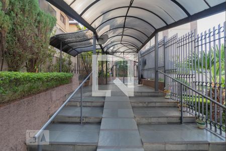 Apartamento à venda com 117m², 3 quartos e 2 vagasEntrada