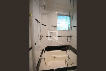 Apartamento à venda com 117m², 3 quartos e 2 vagasBanheiro Social