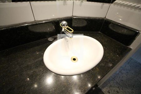 Apartamento à venda com 117m², 3 quartos e 2 vagasBanheiro Social