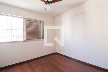 Quarto 1 de apartamento para alugar com 3 quartos, 140m² em Setor Oeste, Goiânia