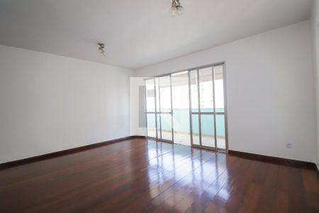 Sala de apartamento para alugar com 3 quartos, 140m² em Setor Oeste, Goiânia