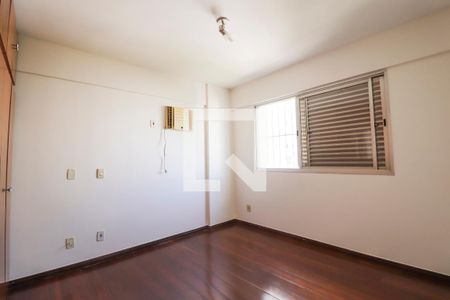 Apartamento para alugar com 140m², 3 quartos e 2 vagasSuíte