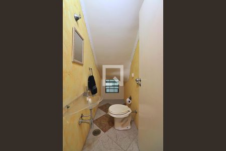 Lavabo de casa à venda com 3 quartos, 187m² em Vila Scarpelli, Santo André