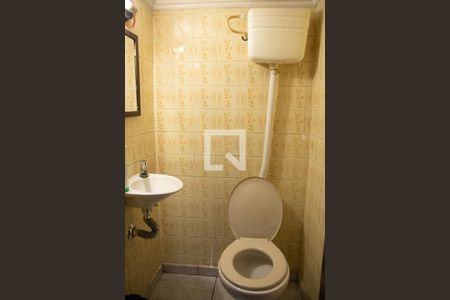 Casa à venda com 255m², 3 quartos e 3 vagasBanheiro de Serviço