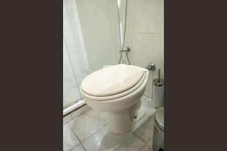Banheiro do Quarto 1 de casa para alugar com 3 quartos, 255m² em Vila Maria Alta, São Paulo