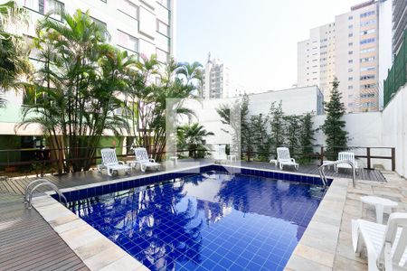 Apartamento à venda com 45m², 2 quartos e 1 vaga Apartamento à venda com 45m², 2 quartos e 1 vagaÁrea comum - Piscina