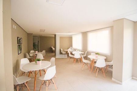 Apartamento para alugar com 45m², 2 quartos e 1 vaga Apartamento para alugar com 45m², 2 quartos e 1 vagaÁrea comum - Salão de festas