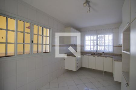 Casa de condomínio à venda com 170m², 4 quartos e 2 vagasCozinha