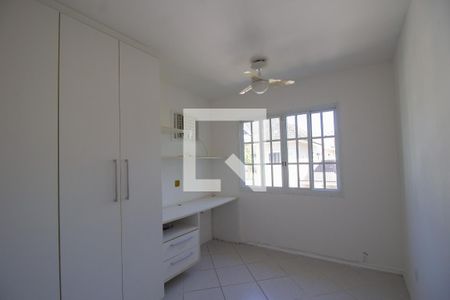 Casa de condomínio à venda com 170m², 4 quartos e 2 vagasSuíte 2