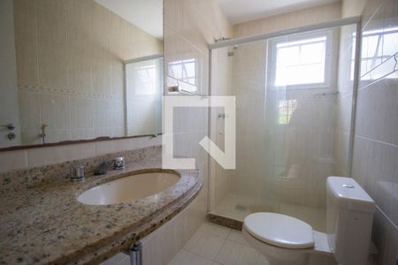 Casa de condomínio à venda com 170m², 4 quartos e 2 vagasBanheiro