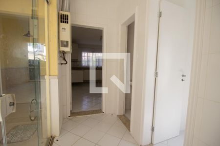 Casa de condomínio à venda com 170m², 4 quartos e 2 vagasÁrea de Serviço