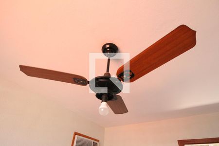 Sala de TV (ventilador) de casa à venda com 4 quartos, 145m² em Jardim Guarani, Campinas