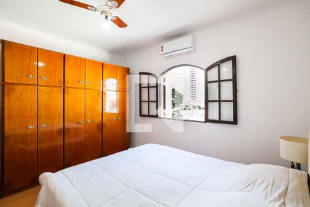 Suíte de casa para alugar com 3 quartos, 300m² em Vila Valparaíso, Santo André