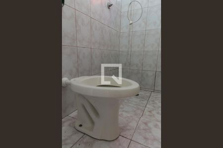 Casa à venda com 265m², 6 quartos e 5 vagasBanheiro de Serviço