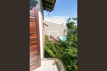 Casa à venda com 265m², 6 quartos e 5 vagasVaranda da Suíte 1