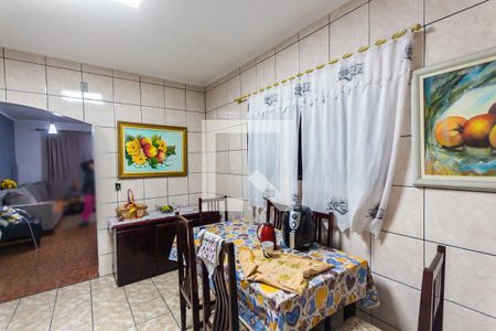 Casa à venda com 160m², 3 quartos e 2 vagasCozinha