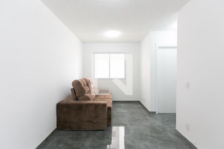 Sala  de Apartamento com 2 quartos, 43m² Parque Savoy City
