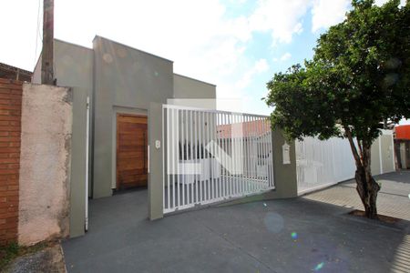 Studio para alugar com 40m², 1 quarto e sem vagaFAchada da casa