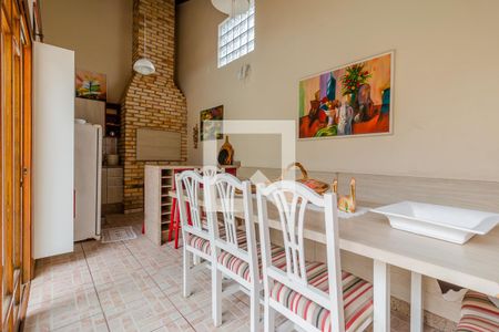 Casa para alugar com 220m², 3 quartos e 3 vagas Casa para alugar com 220m², 3 quartos e 3 vagasÁrea comum