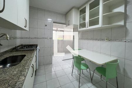 Apartamento à venda com 86m², 2 quartos e 1 vagaCozinha