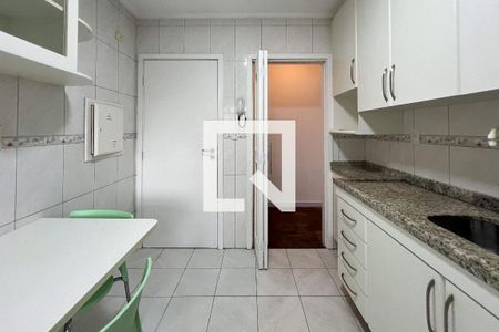 Apartamento à venda com 86m², 2 quartos e 1 vagaCozinha