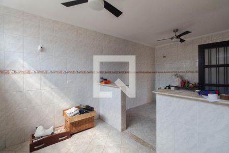 Casa à venda com 150m², 3 quartos e 2 vagas Casa à venda com 150m², 3 quartos e 2 vagasCozinha