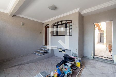 Casa à venda com 150m², 3 quartos e 2 vagas Casa à venda com 150m², 3 quartos e 2 vagasGaragem