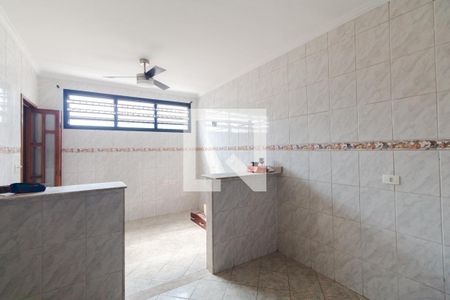 Casa à venda com 150m², 3 quartos e 2 vagas Casa à venda com 150m², 3 quartos e 2 vagasCozinha