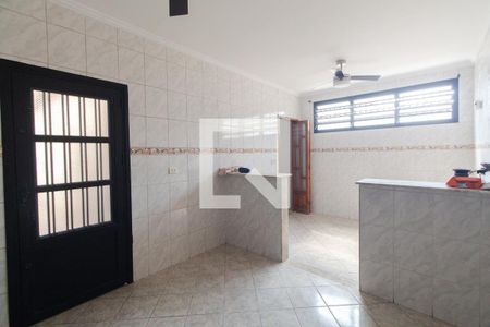Casa à venda com 150m², 3 quartos e 2 vagas Casa à venda com 150m², 3 quartos e 2 vagasCozinha