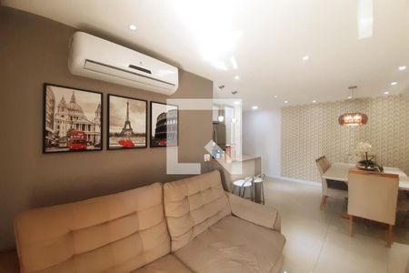 Sala de apartamento para alugar com 3 quartos, 64m² em Del Castilho, Rio de Janeiro