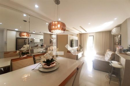 Sala de apartamento para alugar com 3 quartos, 64m² em Del Castilho, Rio de Janeiro