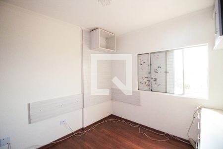 Quarto 1 de apartamento para alugar com 2 quartos, 74m² em Vila Rosaria, São Paulo