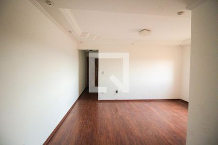 Sala de apartamento para alugar com 2 quartos, 74m² em Vila Rosaria, São Paulo