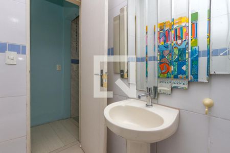 Casa à venda com 156m², 3 quartos e sem vagaBanheiro 2