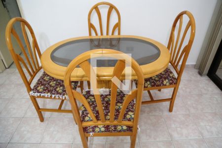 SALA de apartamento para alugar com 2 quartos, 79m² em Guilhermina, Praia Grande