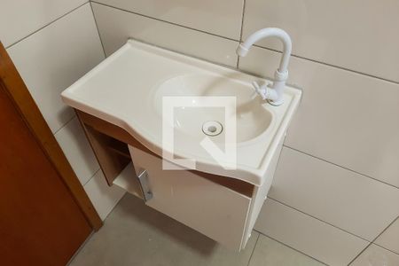 Casa para alugar com 70m², 2 quartos e 1 vagaBanheiro