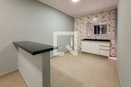Casa para alugar com 70m², 2 quartos e 1 vagaCozinha