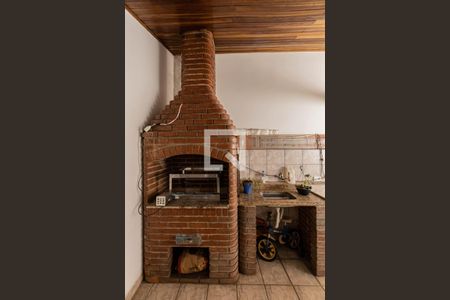 Casa à venda com 180m², 3 quartos e 5 vagasÁrea comum - Churrasqueira