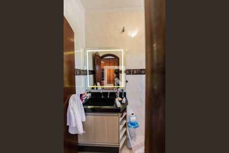 Casa à venda com 180m², 3 quartos e 5 vagasSuite